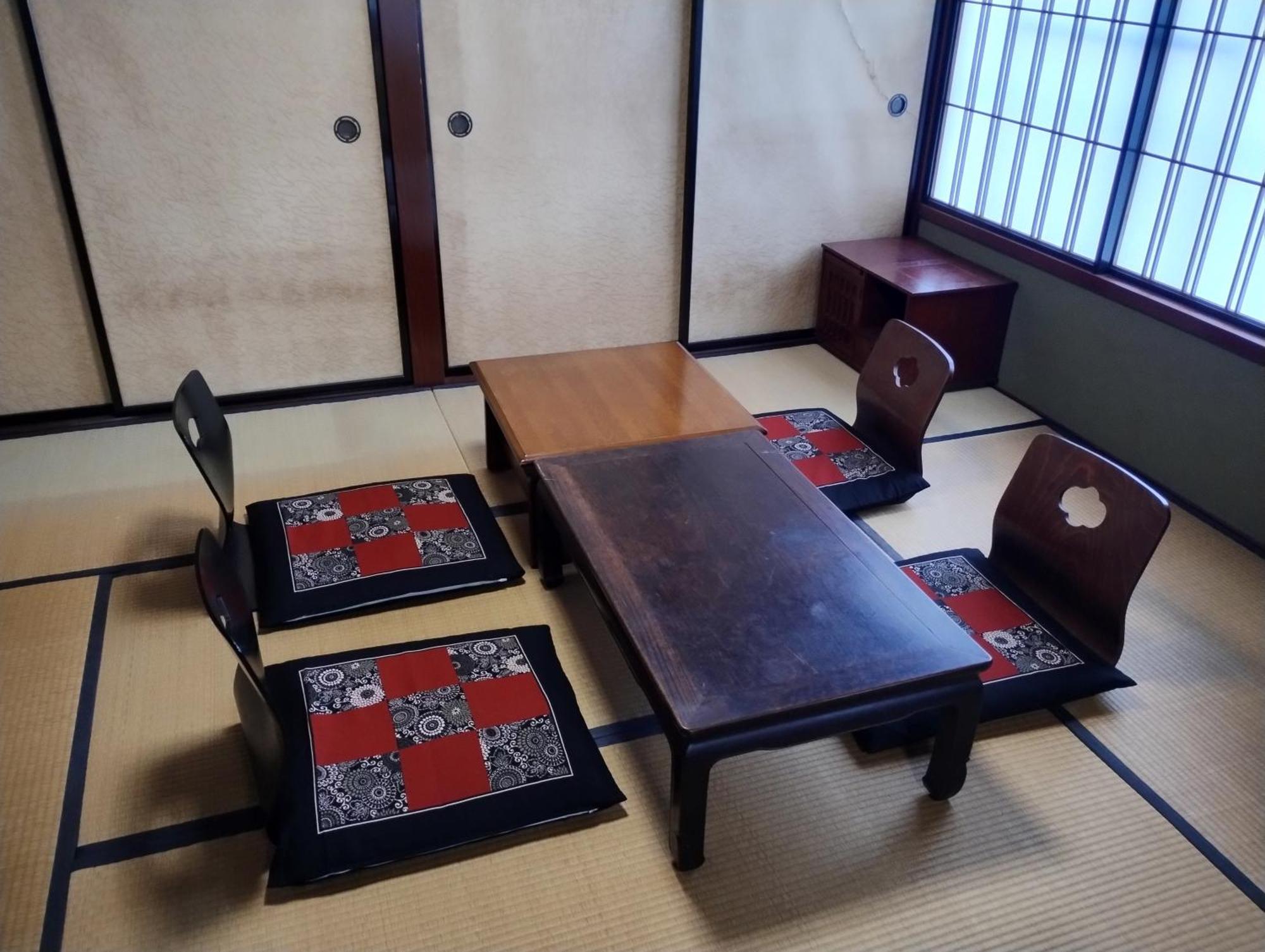 Backpackers Kur Guesthouse Asahirou 旅人湯治客舎朝日楼 Kaga  Eksteriør bilde
